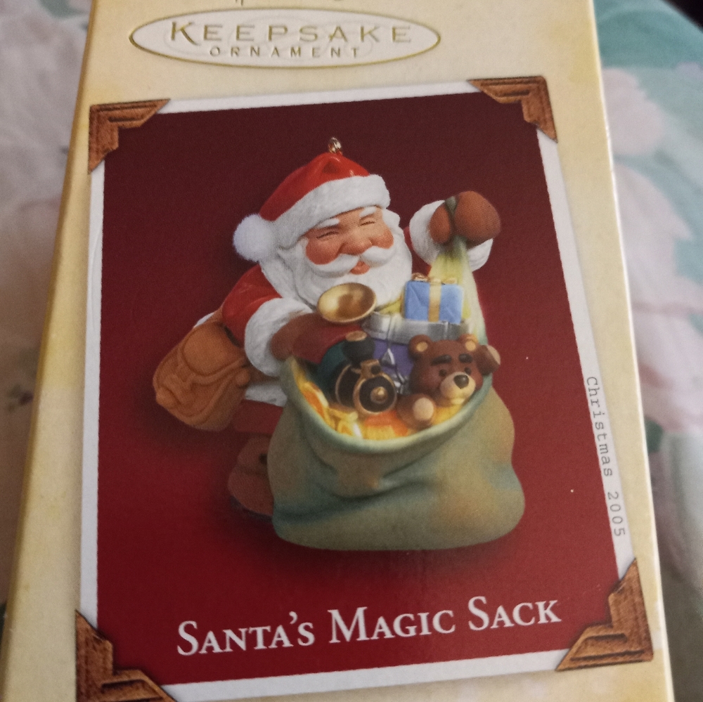 Hallmark Keepsakes Santa bundle - Picture 3 of 6